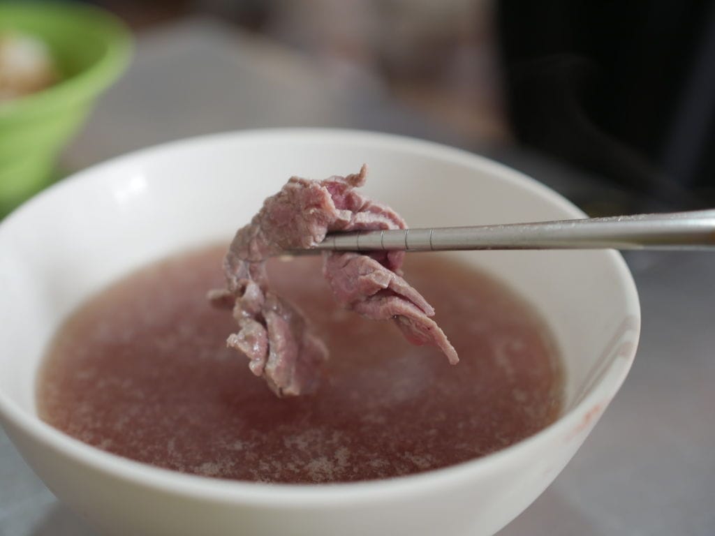 台南美食｜西羅殿牛肉湯，在地台南人的早餐，牛肉湯附肉燥飯,菜單