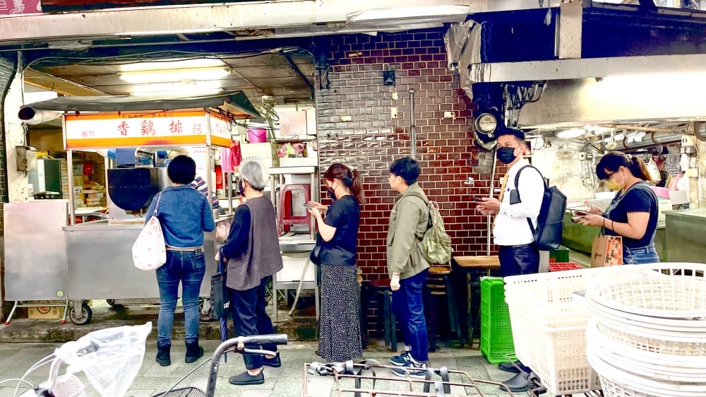 【台北大安美食】協力香雞排大安路專賣店，外皮酥脆雞排多汁，台北東區隱藏版小吃！