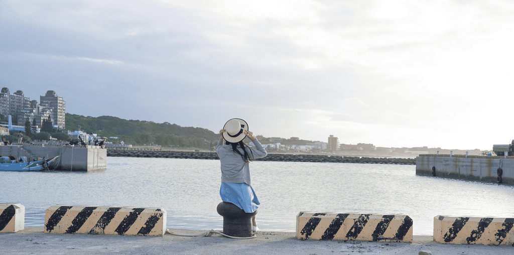 北海岸三芝秘境後厝漁港，北海岸秘境景點，漁具倉庫彩繪貨櫃屋IG打卡景點超好拍，情侶約會超浪漫，三芝唯一僅存的漁港!