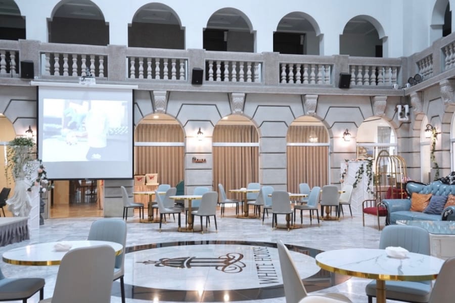 宜蘭礁溪住宿｜白宮渡假勝地一泊二食，不用出國就可以在華麗的歐洲宮廷式城堡泡湯，下午茶