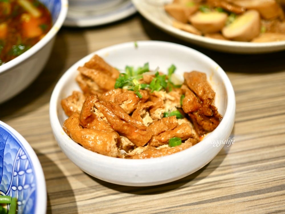 牛肉麵雞湯｜台北忠孝敦化的超人氣排隊宵夜，食尚玩家推薦，台北東區到凌晨四點的宵夜，台北美食