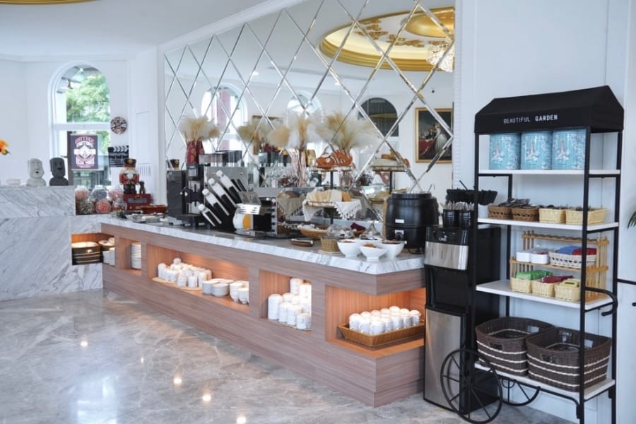 宜蘭礁溪住宿｜白宮渡假勝地一泊二食，不用出國就可以在華麗的歐洲宮廷式城堡泡湯，下午茶