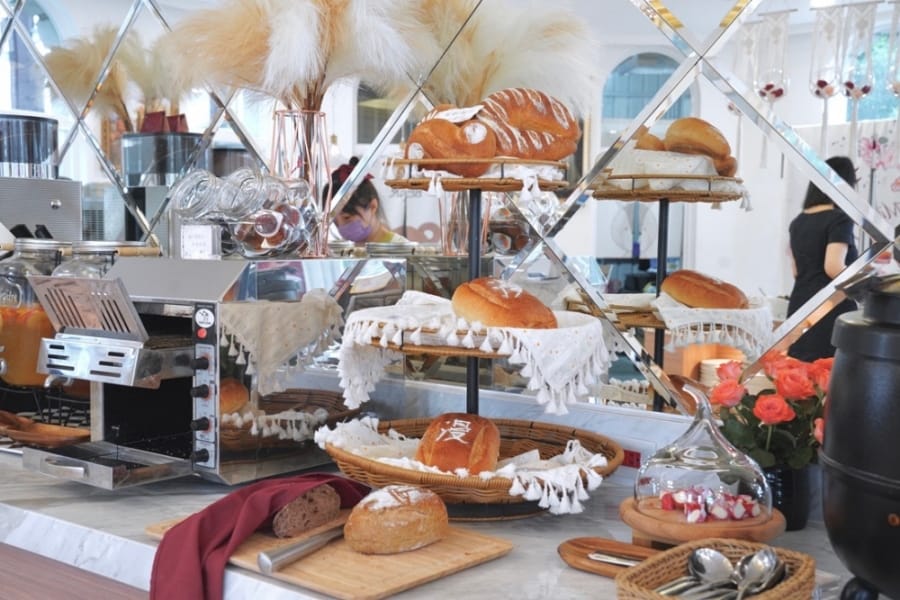 宜蘭礁溪住宿｜白宮渡假勝地一泊二食，不用出國就可以在華麗的歐洲宮廷式城堡泡湯，下午茶