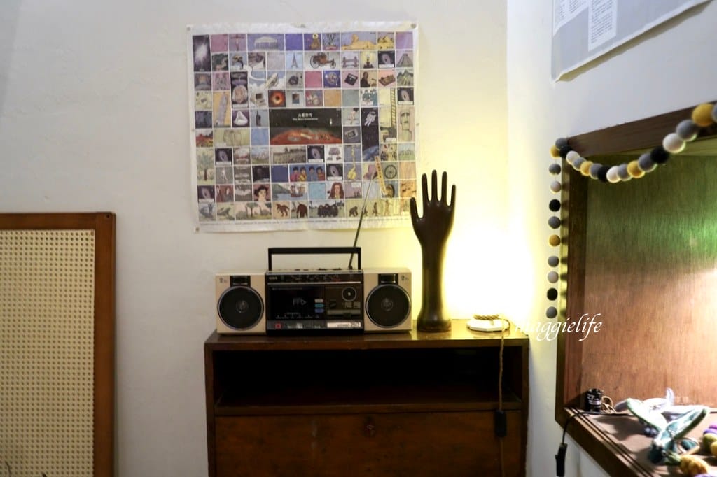 旭舊咖啡，藏在板橋巷弄復古老宅咖啡廳 ，有好吃的肉桂捲