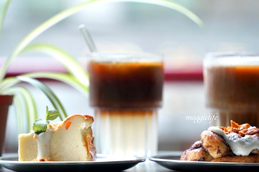 旭舊咖啡，藏在板橋巷弄復古老宅咖啡廳 ，有好吃的肉桂捲