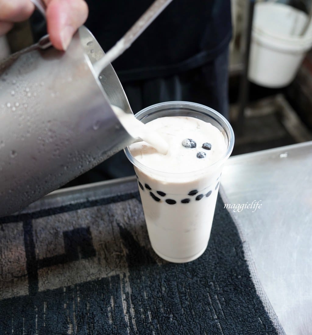 板橋巷弄內波霸珍珠奶茶，韓國名廚白鍾元都來報導