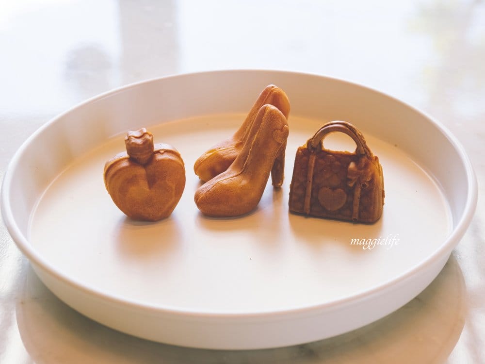 台北雙層觀光巴士台北市雙層餐車 ，最新菜單！搭乘全景透明天窗觀光巴士，享受W HOTEL套餐，欣賞著流動的台北市璀璨街景，超CHill！搭乘資訊/訂票