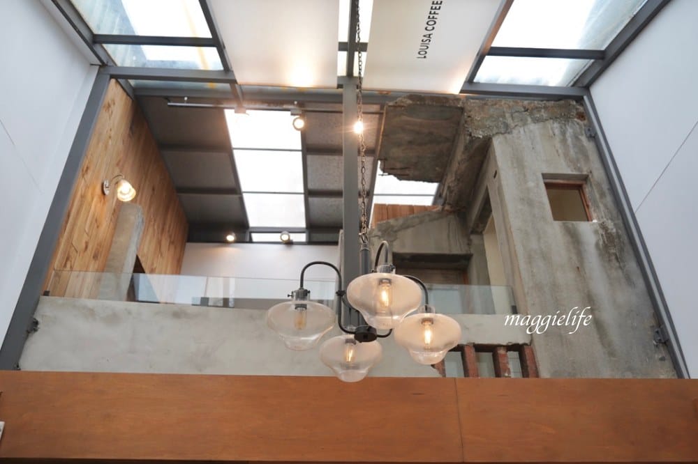 北投老宅路易莎，百年老宅改建咖啡廳，路易莎首間古宅門市北投社，北投站/外帶！