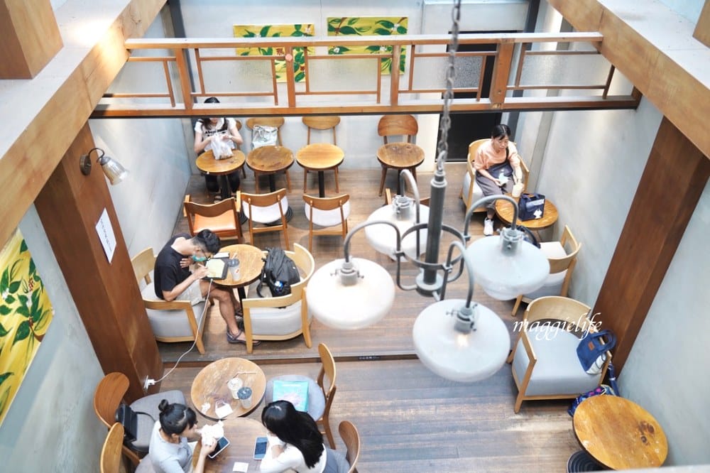 北投老宅路易莎，百年老宅改建咖啡廳，路易莎首間古宅門市北投社，北投站/外帶！