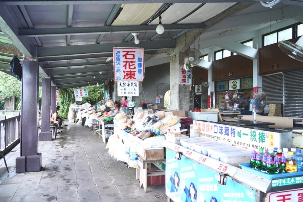 宜蘭頭城免費景點，北關海潮公園，礁岩海岸步道私房秘境，一線天，蘭陽八景，遠眺龜山島海天一線！