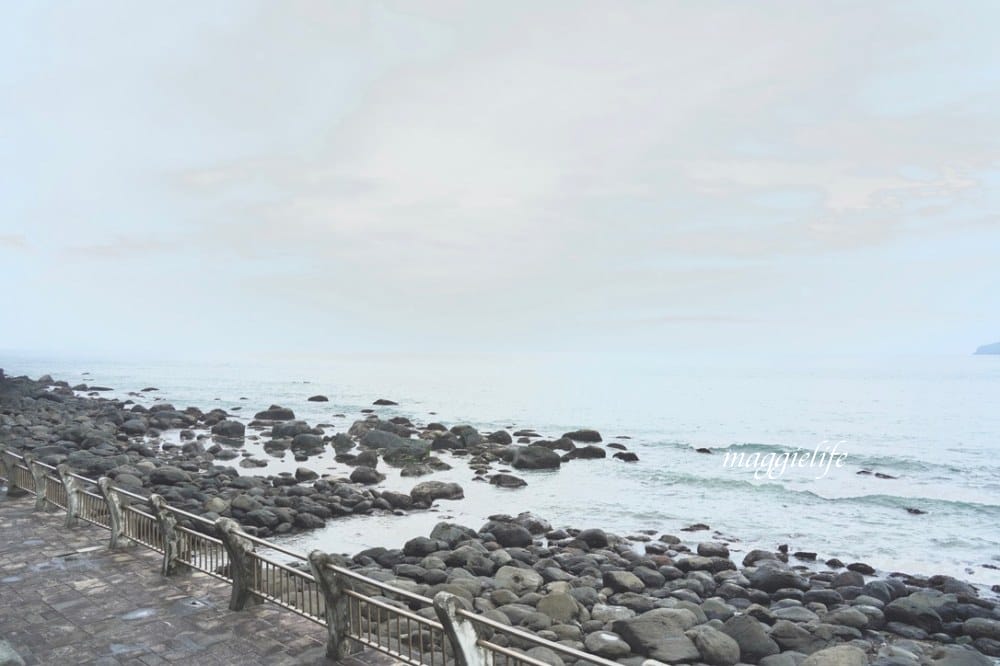 宜蘭頭城免費景點，北關海潮公園，礁岩海岸步道私房秘境，一線天，蘭陽八景，遠眺龜山島海天一線！