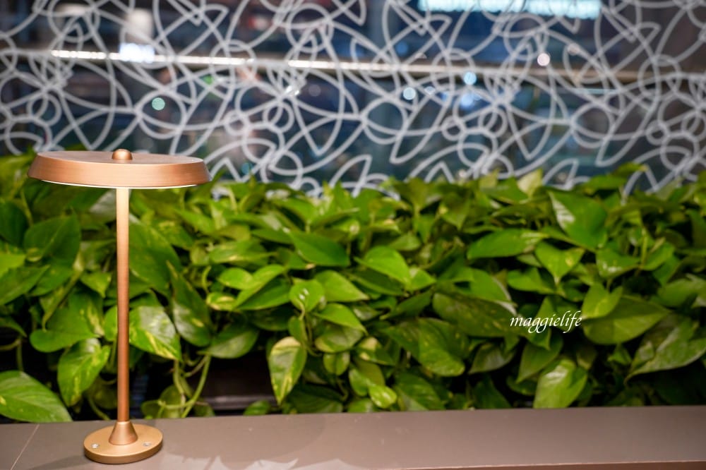 南港咖啡廳｜台北南港蔦屋書店，共享空間Share Lounge進駐，飲料無限暢飲，點心吃到飽的共享辦公室，亮點，計價一次看