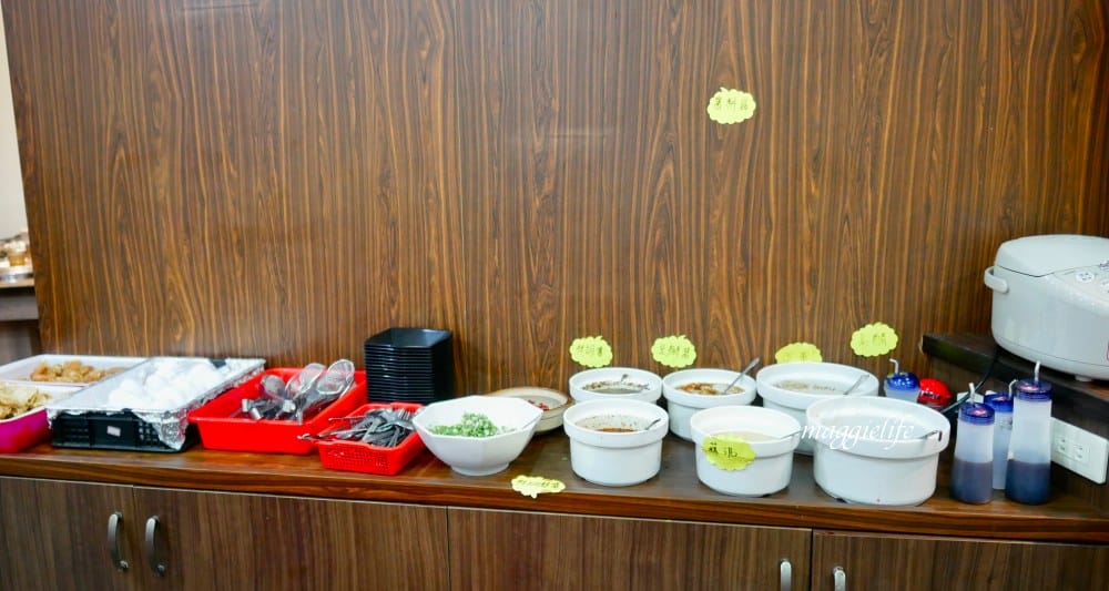 【台北火鍋吃到飽】台灣鍋,台北居然有319元吃到飽的火鍋!肉類,海鮮,冰淇淋,甜點,飲料通通都! - 第20張圖 【台北火鍋吃到飽】台灣鍋,台北居然有319元吃到飽的火鍋!肉類,海鮮,冰淇淋,甜點,飲料通通都!