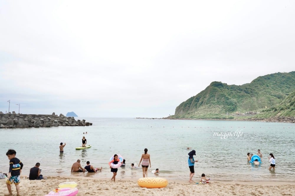 基隆外木山大武崙澳底沙灘，免費海水浴場，北海岸離台北最近的沙灘玩水秘密基地！