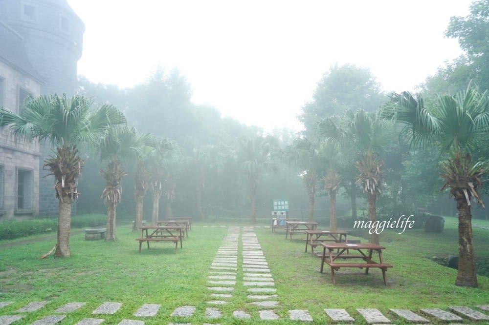 【宜蘭】金車伯朗咖啡城堡，頭城伯朗咖啡館，眺望龜山島以及美麗海景！