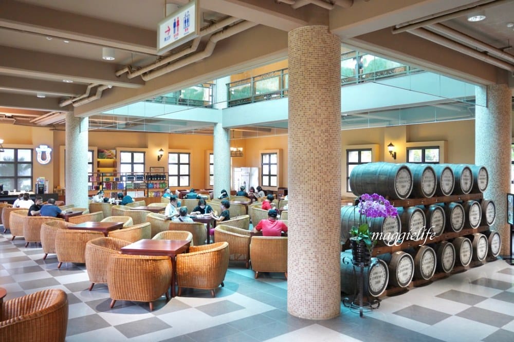 【宜蘭】金車伯朗咖啡城堡，頭城伯朗咖啡館，眺望龜山島以及美麗海景！