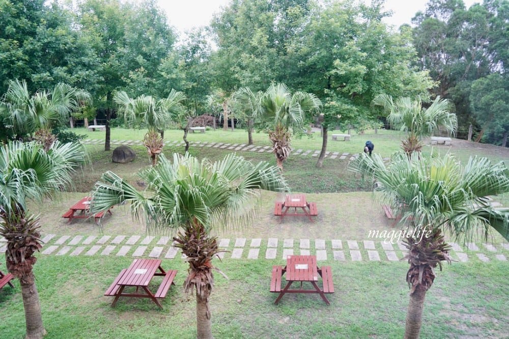 【宜蘭】金車伯朗咖啡城堡，頭城伯朗咖啡館，眺望龜山島以及美麗海景！