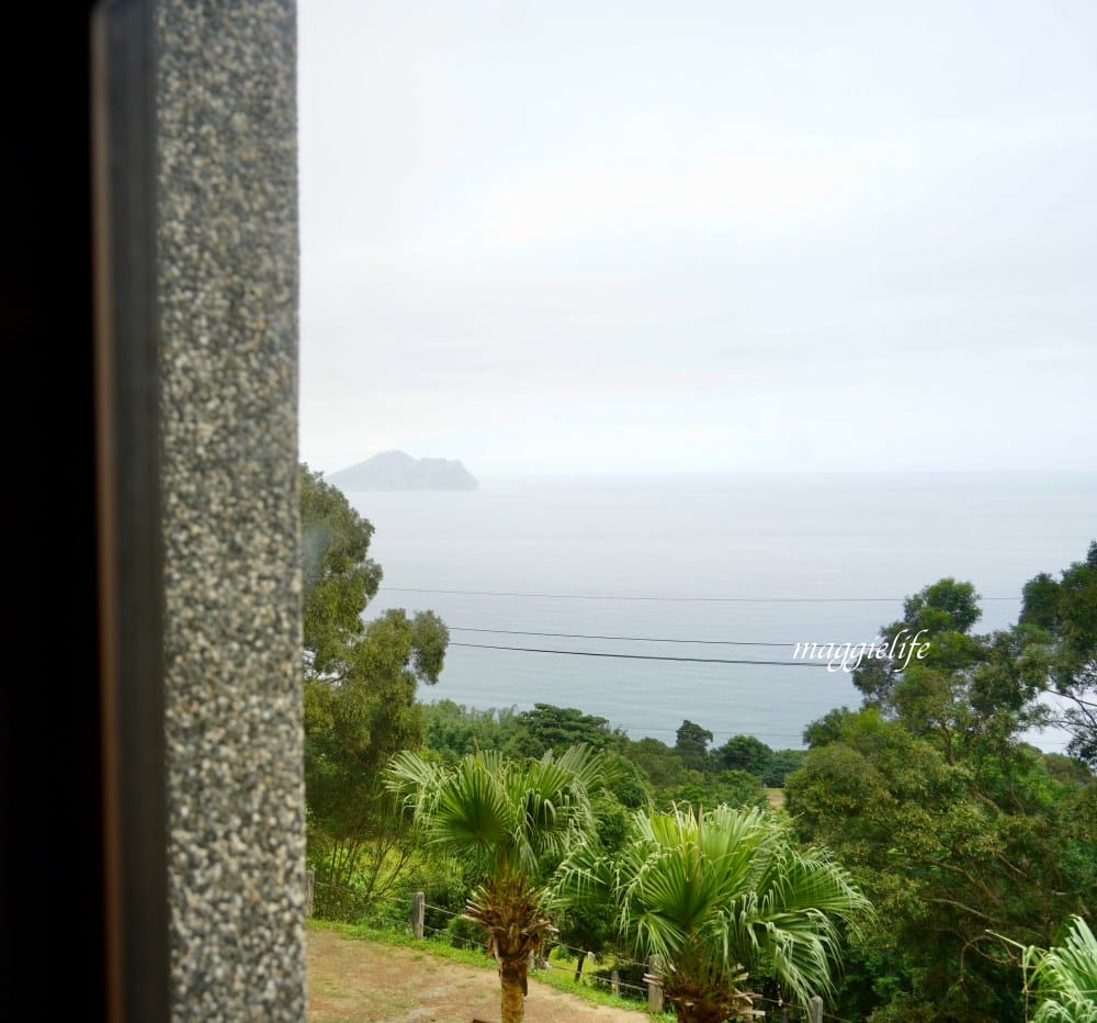 【宜蘭】金車伯朗咖啡城堡，頭城伯朗咖啡館，眺望龜山島以及美麗海景！