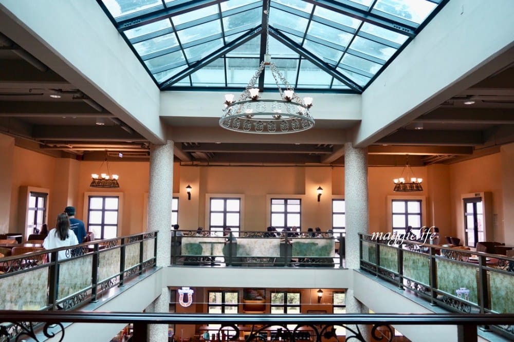 【宜蘭】金車伯朗咖啡城堡，頭城伯朗咖啡館，眺望龜山島以及美麗海景！