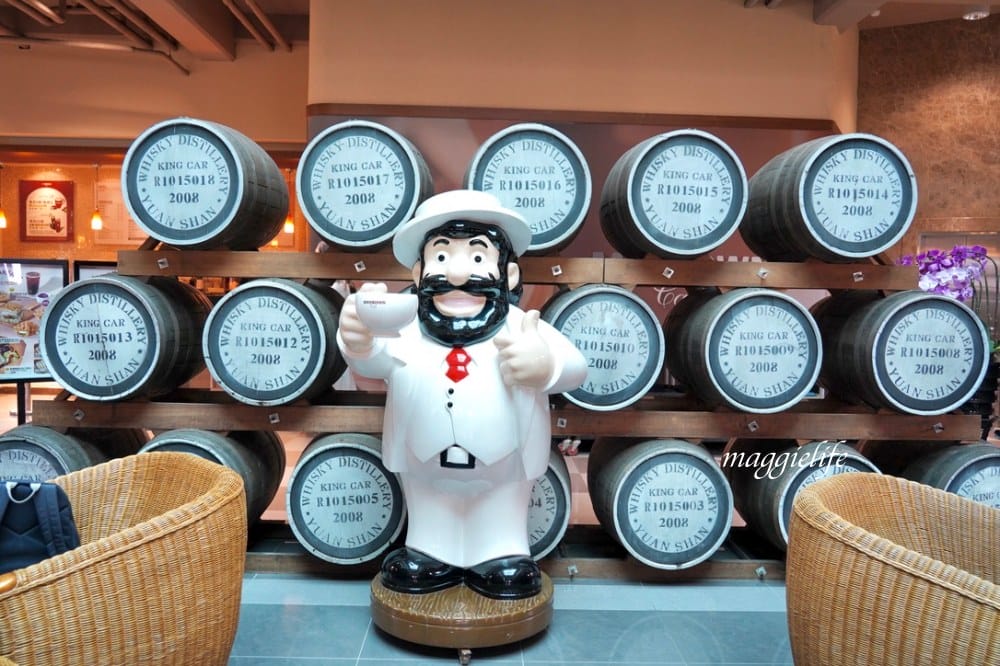 【宜蘭】金車伯朗咖啡城堡，頭城伯朗咖啡館，眺望龜山島以及美麗海景！