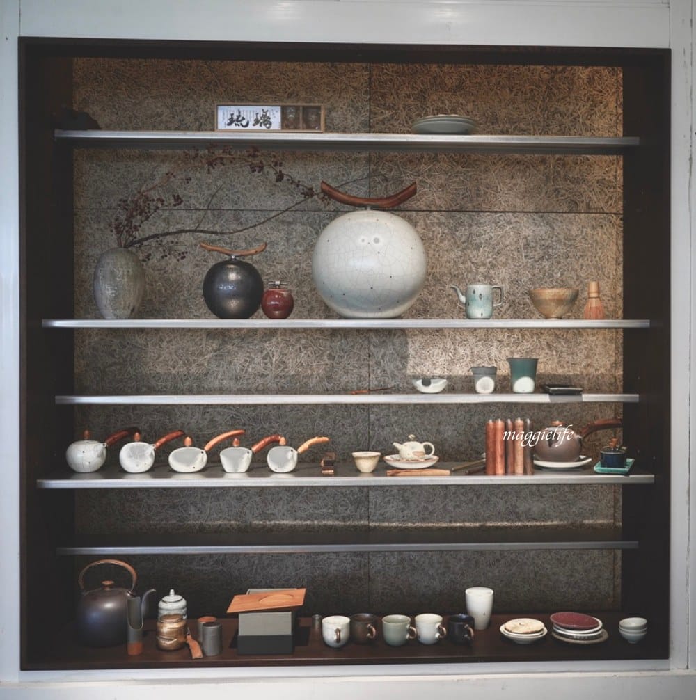 新北石門|白日夢Tea & Cafe,石門廢棄國小裡的無敵海景咖啡廳,彩色馬卡龍課桌椅重溫兒時舊夢! - 第32張圖 新北石門|白日夢Tea & Cafe,石門廢棄國小裡的無敵海景咖啡廳,彩色馬卡龍課桌椅重溫兒時舊夢!