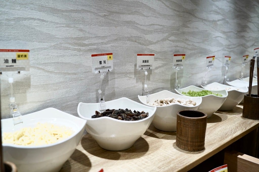 宜蘭礁溪福朋喜來登酒店溫泉飯店，露天溫水無邊際SPA泳池，獨立湯屋，全台最好玩的親子積木飯店，下午茶吃到飽！