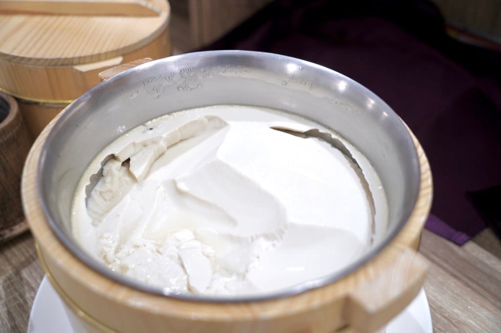 宜蘭礁溪福朋喜來登酒店溫泉飯店，露天溫水無邊際SPA泳池，獨立湯屋，全台最好玩的親子積木飯店，下午茶吃到飽！