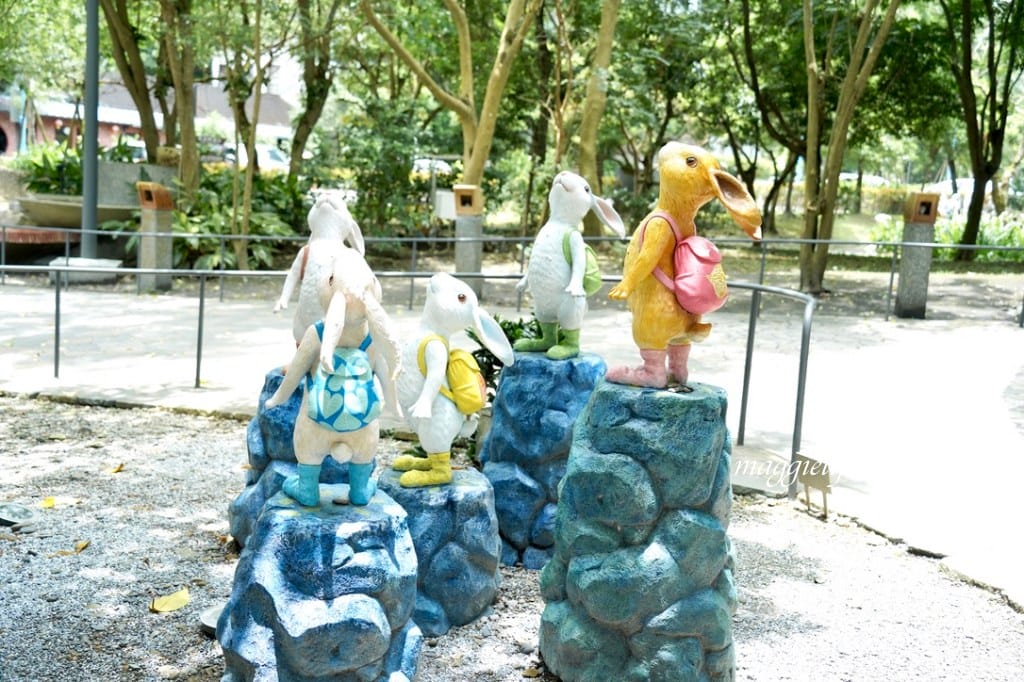 【宜蘭免費景點】礁溪轉運站幾米兔子裝置藝術,毛毛兔超級可愛的,一路通道礁溪溫公園! - 第29張圖 【宜蘭免費景點】礁溪轉運站幾米兔子裝置藝術,毛毛兔超級可愛的,一路通道礁溪溫公園!