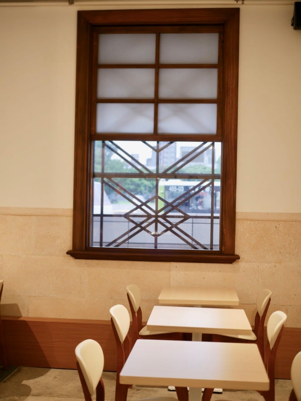 台北車站古蹟咖啡|COFFEE TO 國家攝影文化中心咖啡廳,隱身在80年日式古蹟之中的美好咖啡廳,不限時/外帶! - 第22張圖 台北車站古蹟咖啡|COFFEE TO 國家攝影文化中心咖啡廳,隱身在80年日式古蹟之中的美好咖啡廳,不限時/外帶!