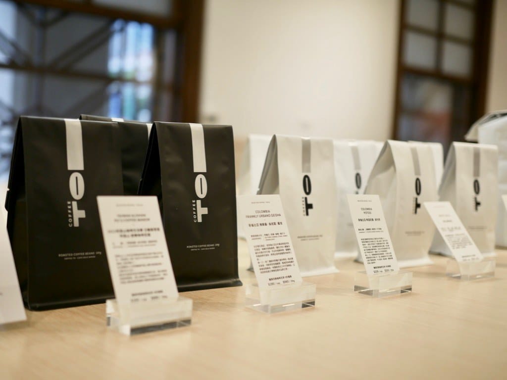 台北車站古蹟咖啡｜COFFEE TO 國家攝影文化中心咖啡廳，隱身在80年日式古蹟之中的美好咖啡廳，不限時/外帶！