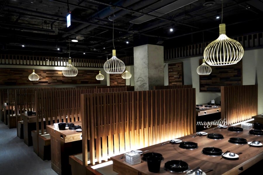 西門火鍋｜前鎮水產火鍋吃到飽只要598，花蟹，干貝，鮮蝦，生魚片，海鮮，通通吃到飽！我心中台北第一名的火鍋吃到飽！