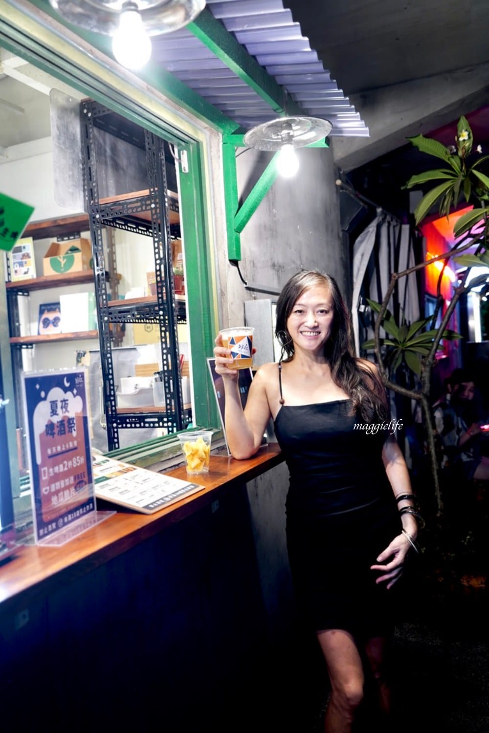 好丘信義店|好丘貝果聯手米其林名廚James ,打造10款星級主廚手做食材真食貝果,生食級煙燻鮭魚好吃到流淚!四四南村晚上還有超好拍免費光雕秀! - 第56張圖 好丘信義店|好丘貝果聯手米其林名廚James ,打造10款星級主廚手做食材真食貝果,生食級煙燻鮭魚好吃到流淚!四四南村晚上還有超好拍免費光雕秀!