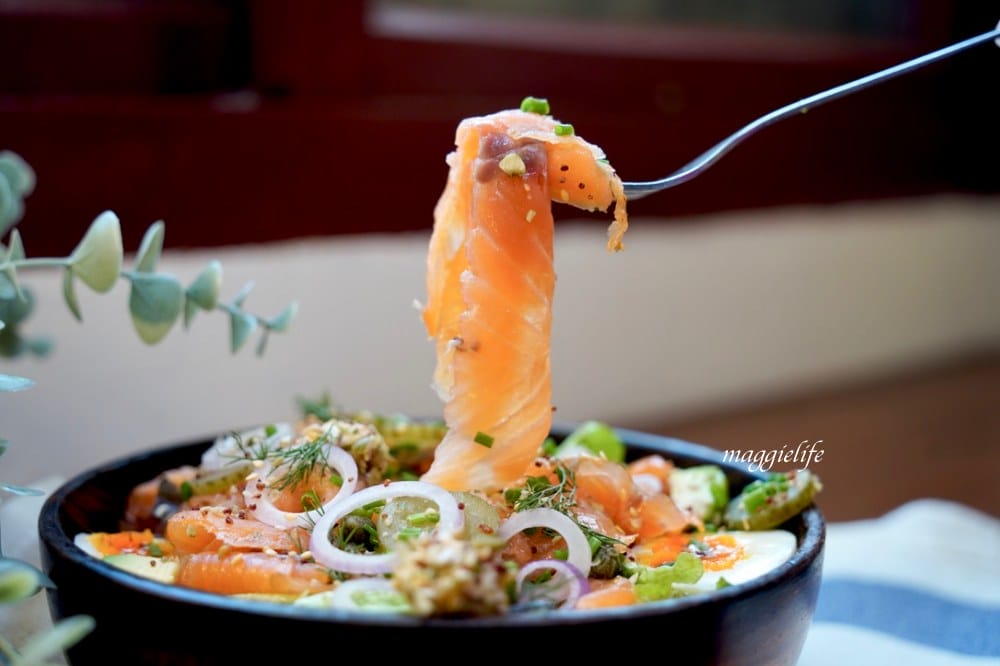 好丘信義店|好丘貝果聯手米其林名廚James ,打造10款星級主廚手做食材真食貝果,生食級煙燻鮭魚好吃到流淚!四四南村晚上還有超好拍免費光雕秀! - 第44張圖 好丘信義店|好丘貝果聯手米其林名廚James ,打造10款星級主廚手做食材真食貝果,生食級煙燻鮭魚好吃到流淚!四四南村晚上還有超好拍免費光雕秀!