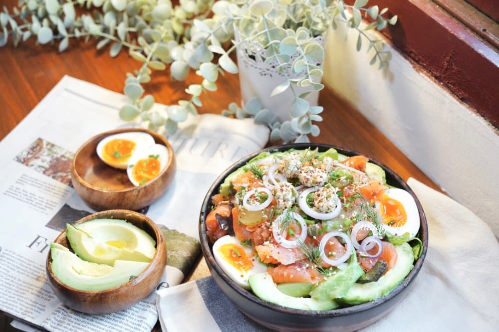 好丘信義店|好丘貝果聯手米其林名廚James ,打造10款星級主廚手做食材真食貝果,生食級煙燻鮭魚好吃到流淚!四四南村晚上還有超好拍免費光雕秀! - 第41張圖 好丘信義店|好丘貝果聯手米其林名廚James ,打造10款星級主廚手做食材真食貝果,生食級煙燻鮭魚好吃到流淚!四四南村晚上還有超好拍免費光雕秀!