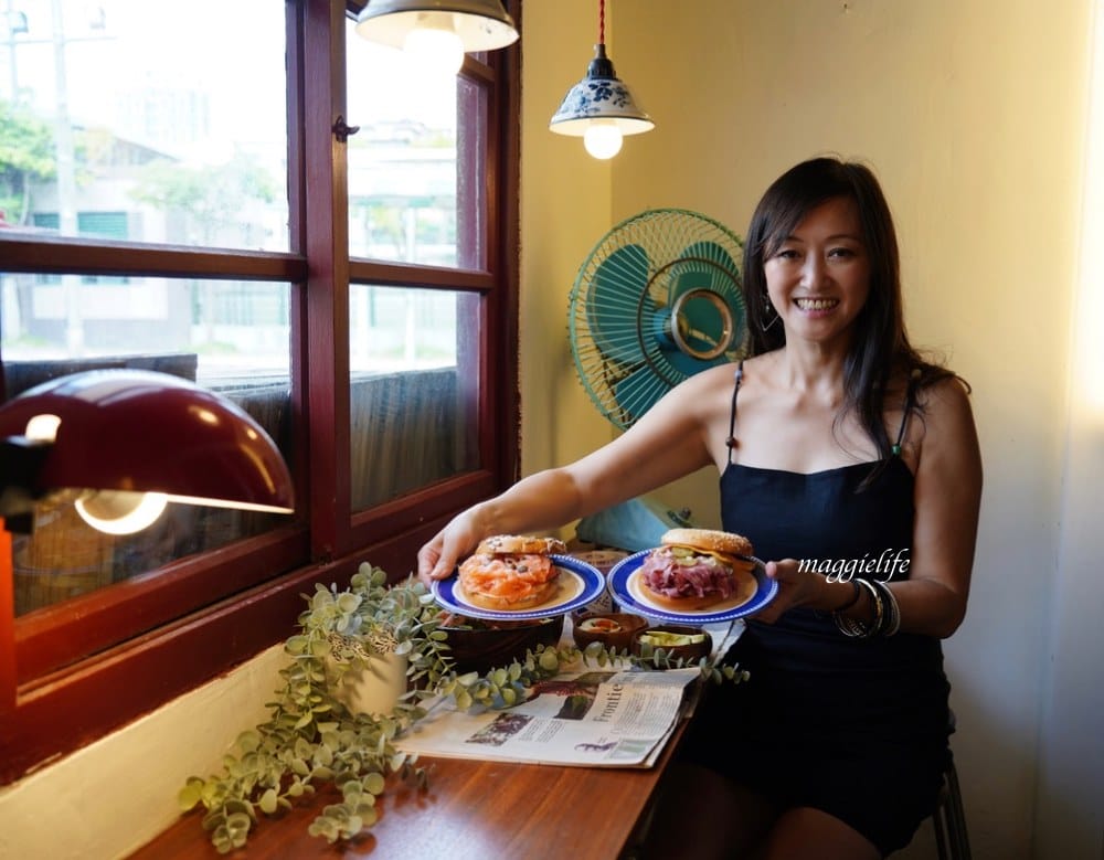 好丘信義店|好丘貝果聯手米其林名廚James ,打造10款星級主廚手做食材真食貝果,生食級煙燻鮭魚好吃到流淚!四四南村晚上還有超好拍免費光雕秀! - 第29張圖 好丘信義店|好丘貝果聯手米其林名廚James ,打造10款星級主廚手做食材真食貝果,生食級煙燻鮭魚好吃到流淚!四四南村晚上還有超好拍免費光雕秀!