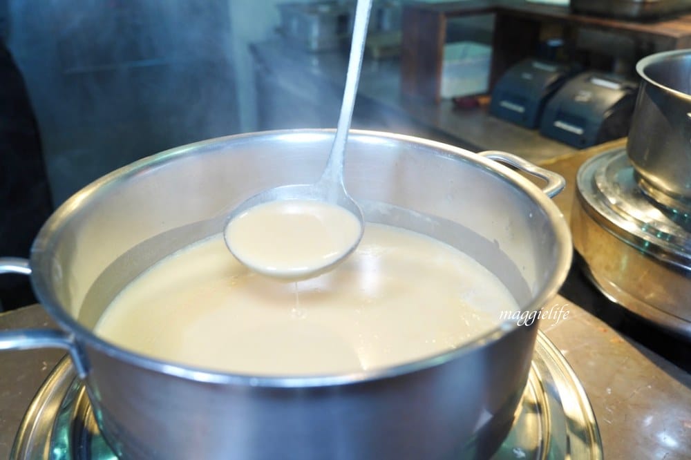 台北寒舍艾麗酒店 LA FARFALLA 義式餐廳，義式半自助 Buffet 浪漫約會看101!