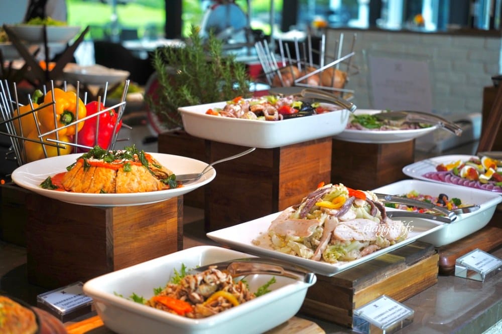 台北寒舍艾麗酒店 LA FARFALLA 義式餐廳，義式半自助 Buffet 浪漫約會看101!