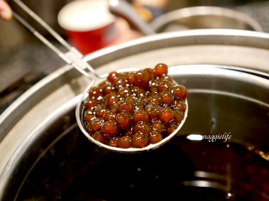 松山車站美食｜玖仰茶食文化 jiuyang，咖啡廳沒賣咖啡只賣茶，早餐就開始賣蛋餅跟滷味！