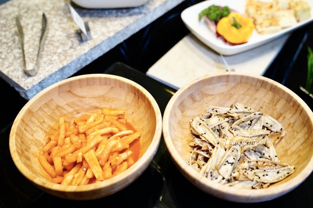 台北飯店吃到飽｜茹曦酒店SUNNY BUFFET自助餐吃到飽，飯店千元吃到飽，螃蟹生魚片紅白酒啤酒喝到飽，原王朝酒店自助餐吃到飽，