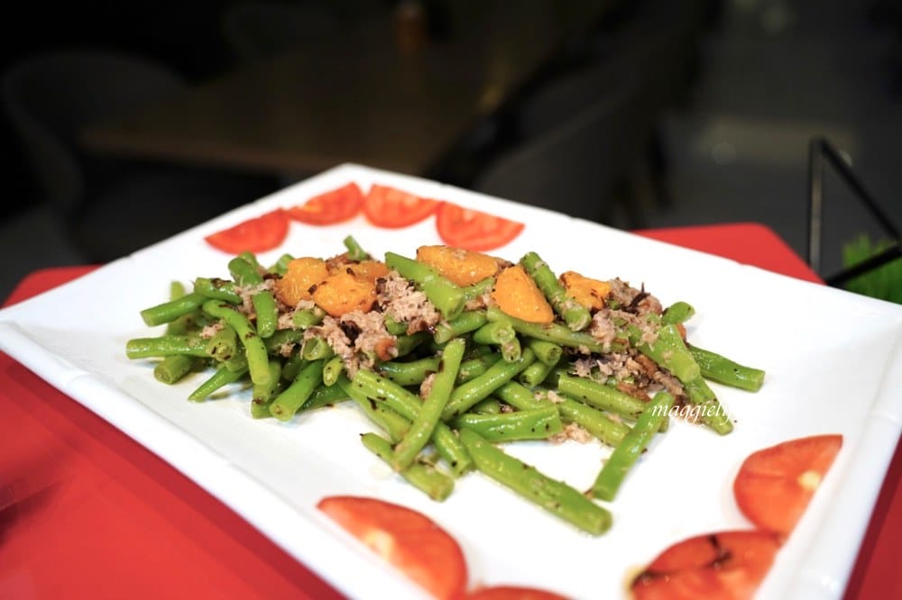 台北飯店吃到飽｜茹曦酒店SUNNY BUFFET自助餐吃到飽，飯店千元吃到飽，螃蟹生魚片紅白酒啤酒喝到飽，原王朝酒店自助餐吃到飽，