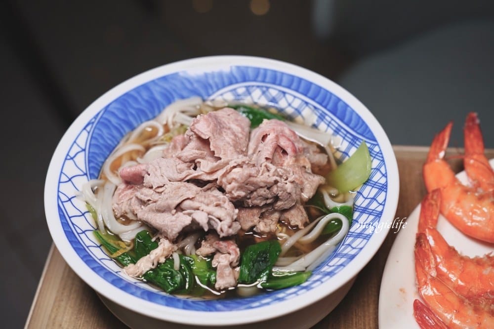 台北飯店吃到飽｜茹曦酒店SUNNY BUFFET自助餐吃到飽，飯店千元吃到飽，螃蟹生魚片紅白酒啤酒喝到飽，原王朝酒店自助餐吃到飽，