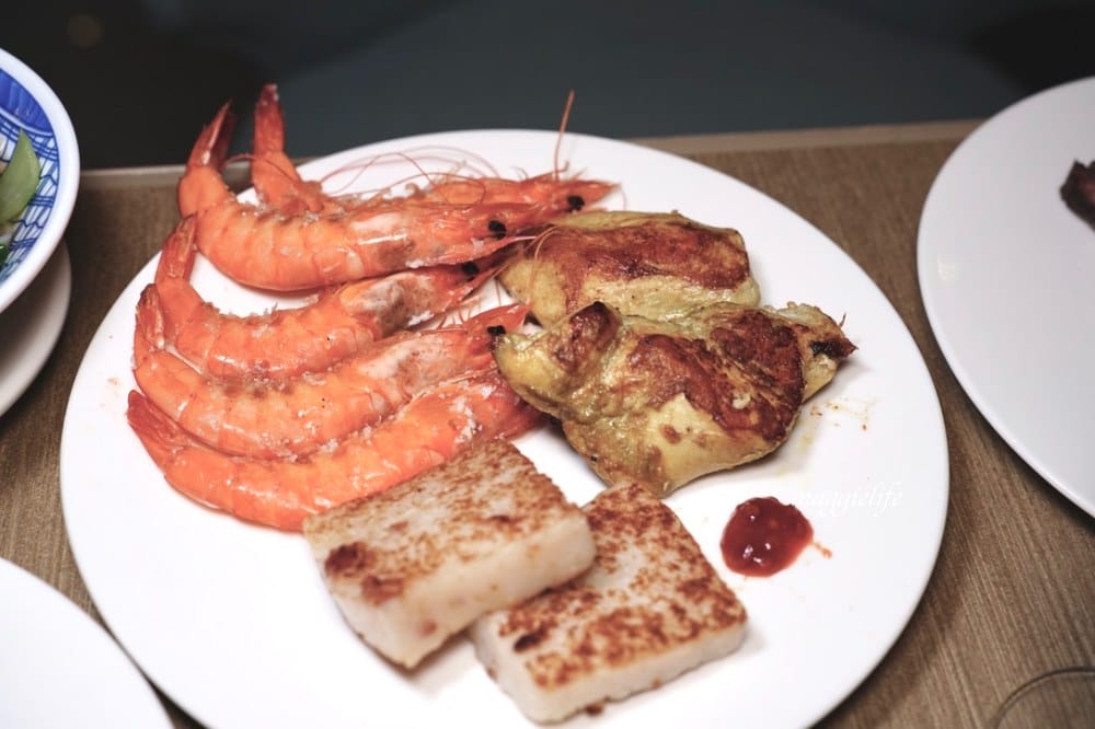 台北飯店吃到飽｜茹曦酒店SUNNY BUFFET自助餐吃到飽，飯店千元吃到飽，螃蟹生魚片紅白酒啤酒喝到飽，原王朝酒店自助餐吃到飽，