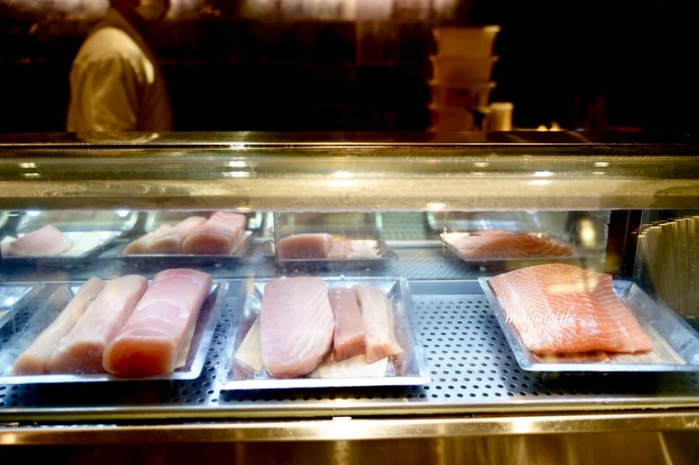 台北飯店吃到飽｜茹曦酒店SUNNY BUFFET自助餐吃到飽，飯店千元吃到飽，螃蟹生魚片紅白酒啤酒喝到飽，原王朝酒店自助餐吃到飽，