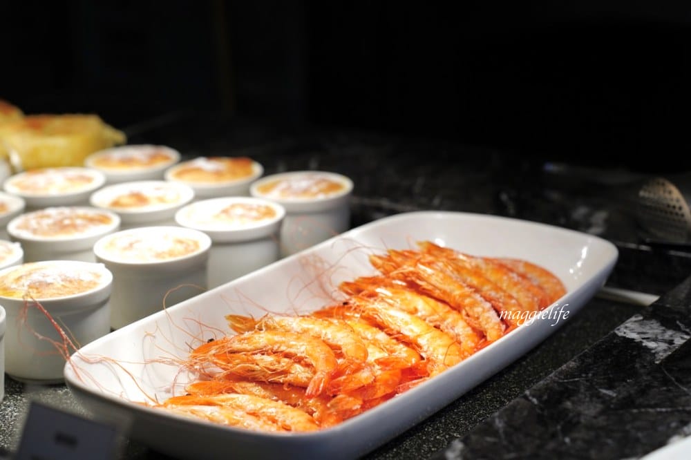 台北飯店吃到飽｜茹曦酒店SUNNY BUFFET自助餐吃到飽，飯店千元吃到飽，螃蟹生魚片紅白酒啤酒喝到飽，原王朝酒店自助餐吃到飽，