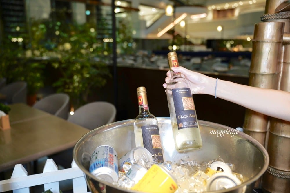 台北飯店吃到飽｜茹曦酒店SUNNY BUFFET自助餐吃到飽，飯店千元吃到飽，螃蟹生魚片紅白酒啤酒喝到飽，原王朝酒店自助餐吃到飽，