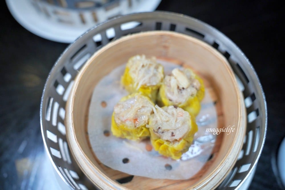 台北寒舍艾美｜寒舍食譜「廣式燒鴨饗宴」 ，米其林港點特價＄99，瑪姬粉絲再送價值$400的外帶湯品兩份！