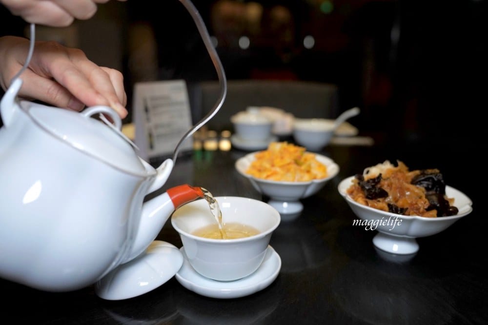 台北寒舍艾美｜寒舍食譜「廣式燒鴨饗宴」 ，米其林港點特價＄99，瑪姬粉絲再送價值$400的外帶湯品兩份！