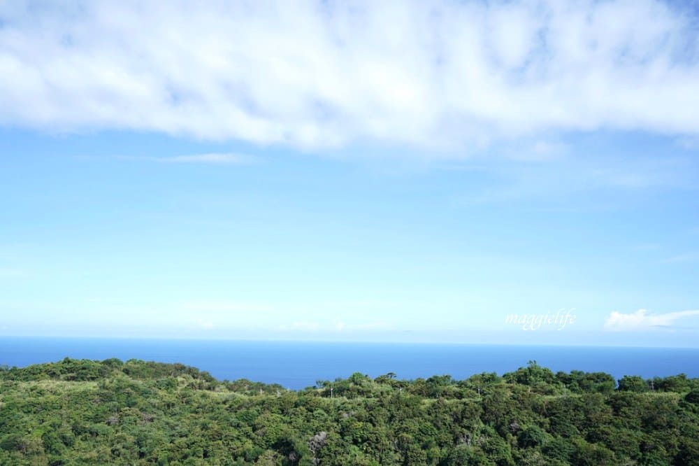 花蓮最美秘境景觀玻璃屋，浪漫時鐘，白色鞦韆，玫瑰月亮，360度無敵海景，飲料無限暢飲！