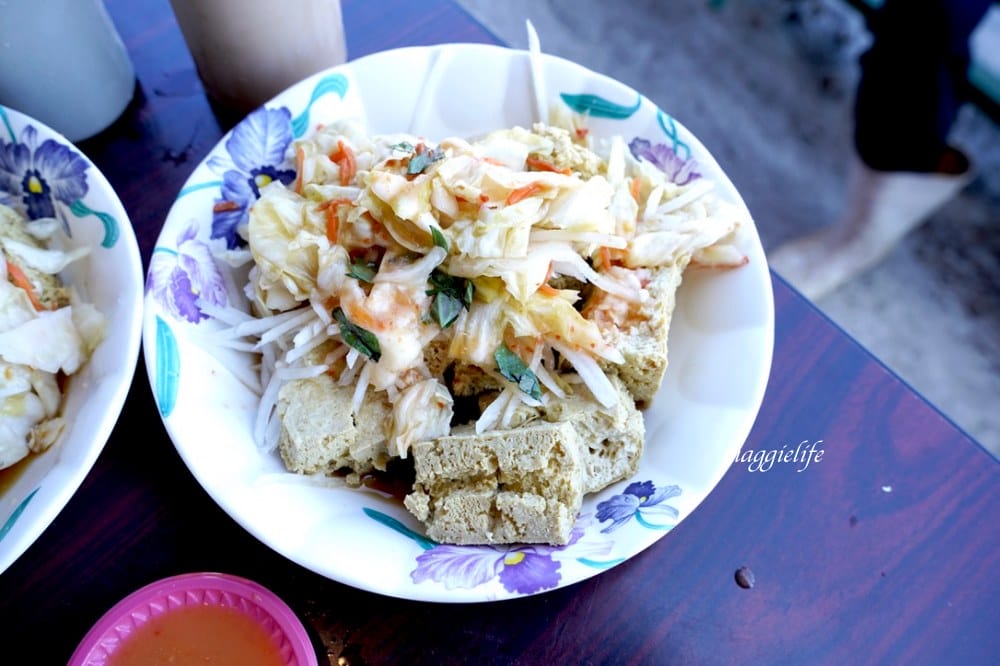 花蓮玉里橋頭臭豆腐花蓮店，超級臭超級好吃超推薦！市區吃得到！