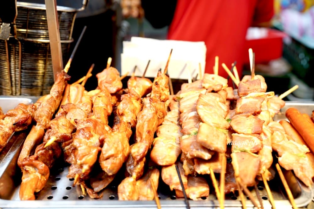 碳烤饒河街夜市｜邱記10元碳烤，夜市必吃美食！